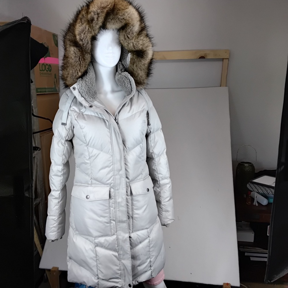 Eddie Bauer Women’s S White Down Puffer Parka Coat Faux Fur Hood Sherpa Winter